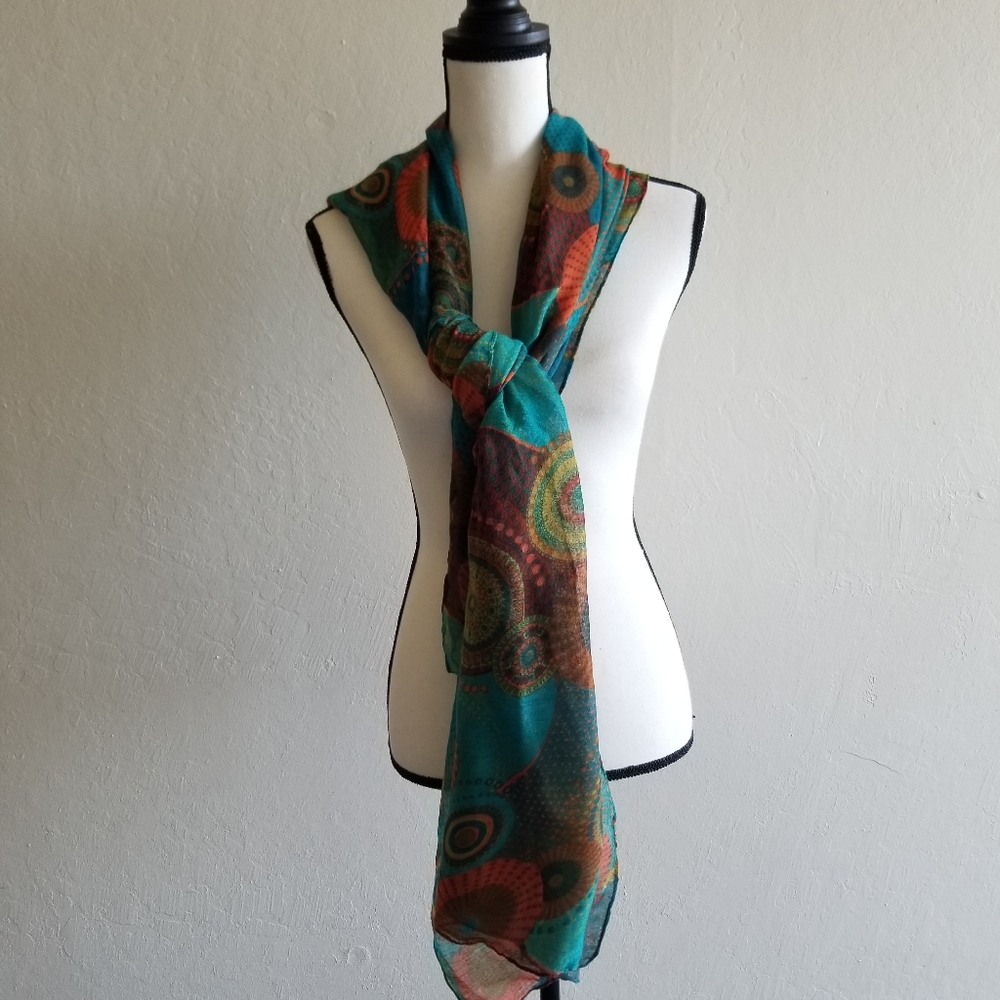Spanish scarf